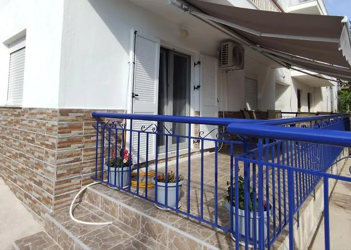 Seaside * Nea Iraklia