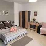 Seaside ניאה אירקליה